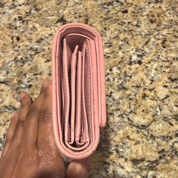 MCM Tri-Color Wallet with Gold Accents - Picture 4 of 16